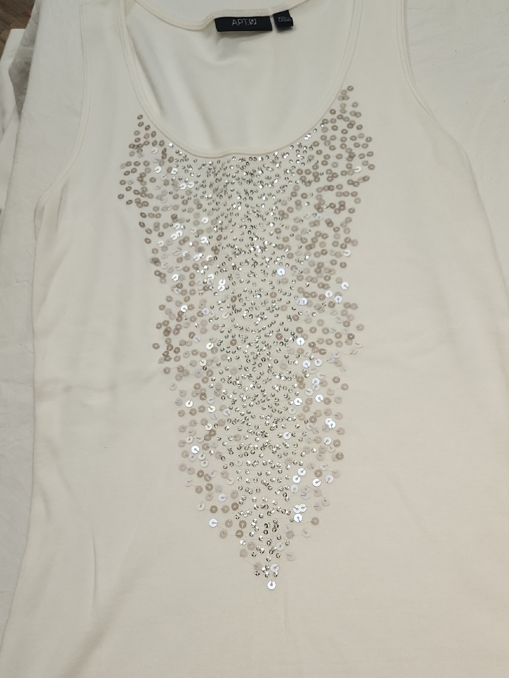 4 lot of womens med tank tops - Picture 7 of 7